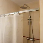 Pollux Apartment *